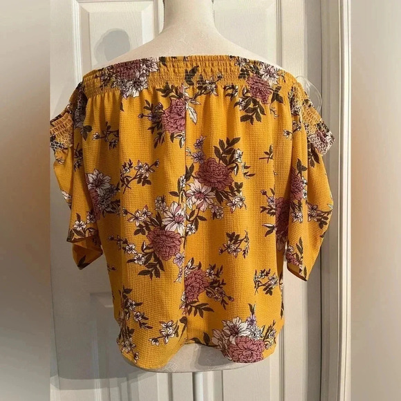 Francesca’s Floral Yellow Blue Rain Off the Shoulder‎ top NWT size S - Picture 6 of 12